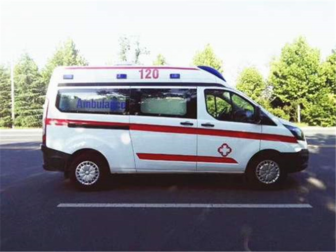 尼玛救护车出租服务案例6